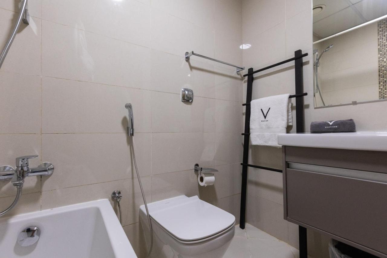 Enticing Space With Marina View Near The Beach! *