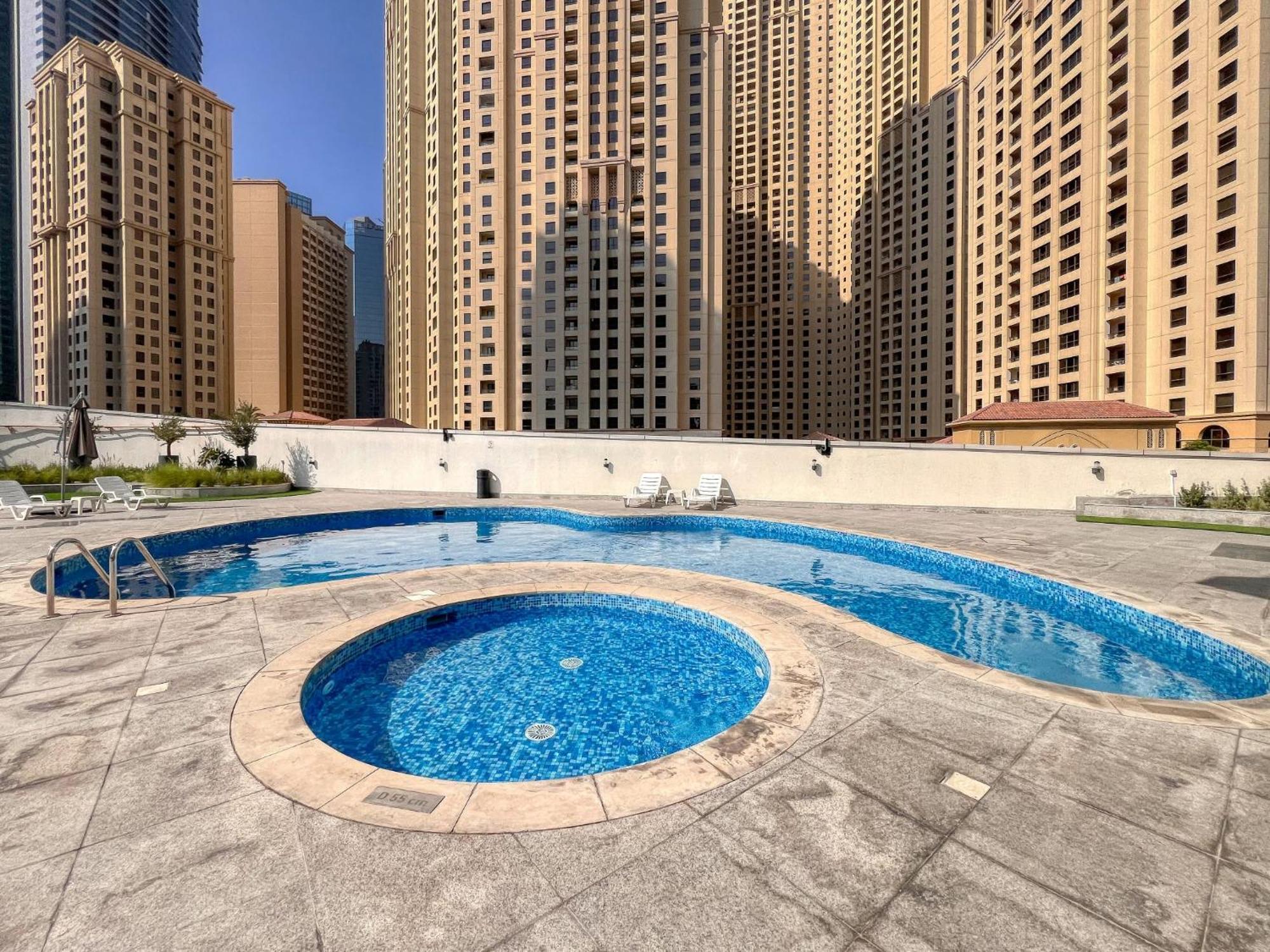 Enticing Space With Marina View Near The Beach! Holiday home Dubai